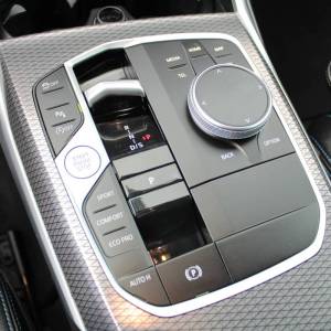 BMW serija 3 318i AUTOMATIK M paket *LED, NAVIGACIJA, KAMERA*