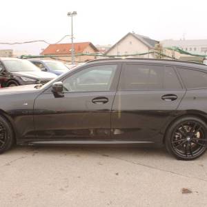 BMW serija 3 Touring 320d xDrive M paket *HEAD UP, LED, KAMERA*