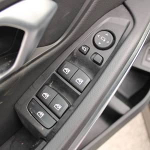 BMW serija 3 Touring 320d xDrive M paket *HEAD UP, LED, KAMERA*