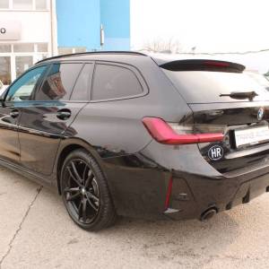 BMW serija 3 Touring 320d xDrive M paket *HEAD UP, LED, KAMERA*