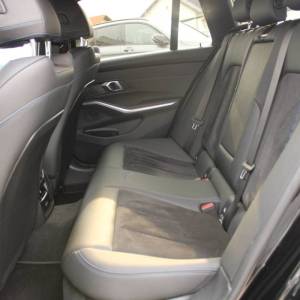 BMW serija 3 Touring 320d xDrive M paket *HEAD UP, LED, KAMERA*