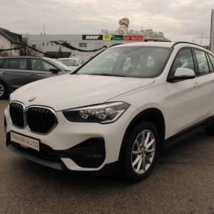 BMW X1 18d *LED, NAVIGACIJA*
