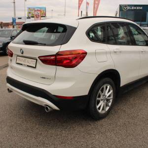 BMW X1 18d *LED, NAVIGACIJA*