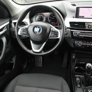 BMW X1 18d *LED, NAVIGACIJA*