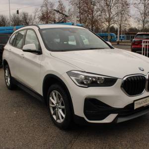 BMW X1 18d *LED, NAVIGACIJA*