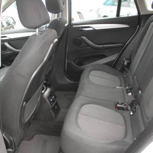 BMW X1 18d *LED, NAVIGACIJA*