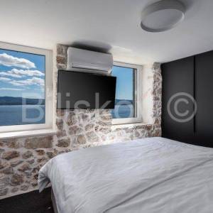 Brač, Murvica novouređen stan 34 m2, panoramski pogled na more