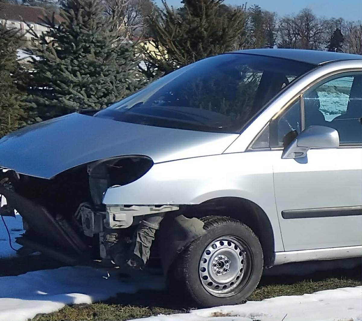 Chevrolet Spark, mazda 323f, peugeot 206 i 807,polo 1.2i i 1.4tdi,ž