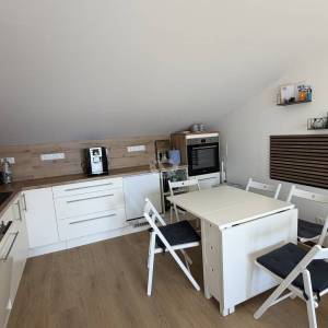 Crikvenica, 3-soban- dvoetažni stan  78 m2, pogled na More