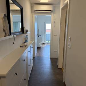 Crikvenica, 3-soban- dvoetažni stan  78 m2, pogled na More