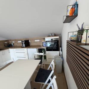 Crikvenica, 3-soban- dvoetažni stan  78 m2, pogled na More