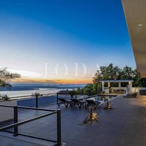 Crikvenica- Prekrasna moderna vila 