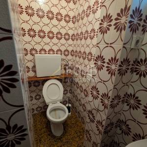 Crikvenica, samostojeća kuća sa 6 stanova