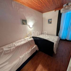 Crikvenica, samostojeća kuća sa 6 stanova