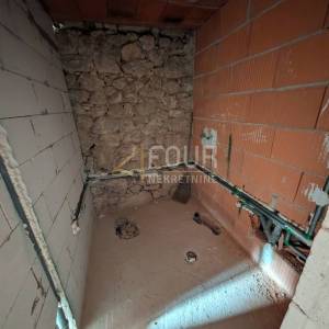 Crikveničko zaleđe, Grižane, dvije etaže, stan + konoba, vrt