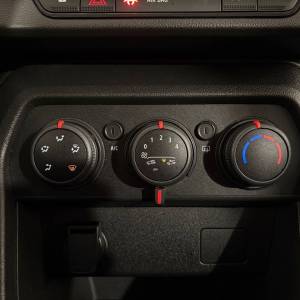 Dacia Sandero 1.0 TCE 90 ESSENTIAL - 3 godine jamstva