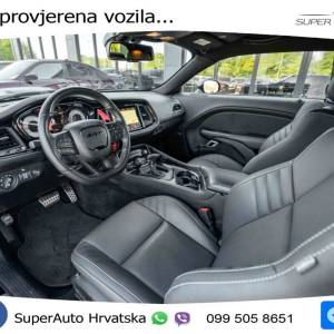 Dodge Challenger 5.7 HEMI Aut. 377 KS, KAM+XEN+GR SJED+TEM+NAVI