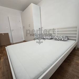 Donje Svetice - Lovinčićeva, 2-soban stan 55m2, V. kat, lift, parking 