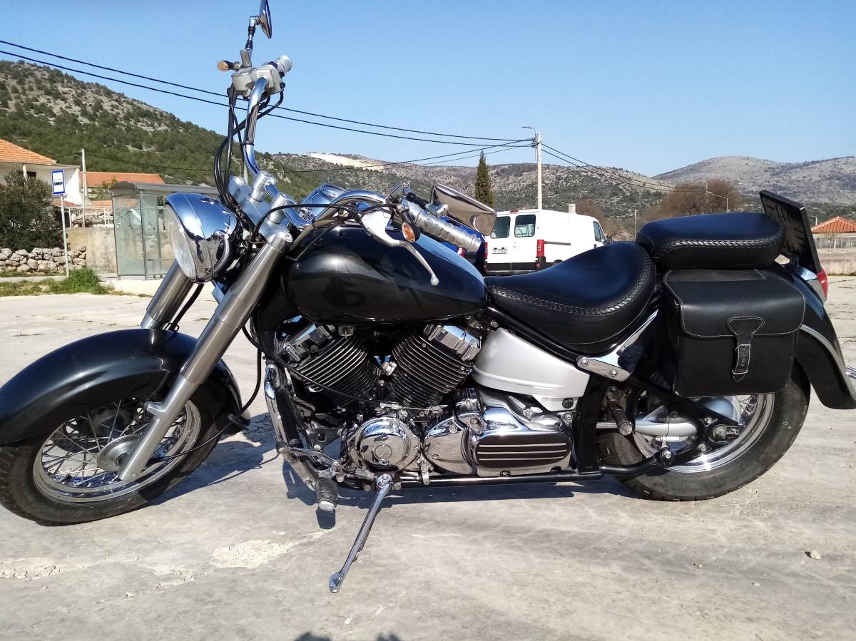 Dragstar 650__14 g.vlasnik_28tkm_reg 5/26_oprema_GRATIS kožna odijela