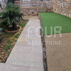 Dramalj, 51.04m2, 3skl, terasa, okućnica