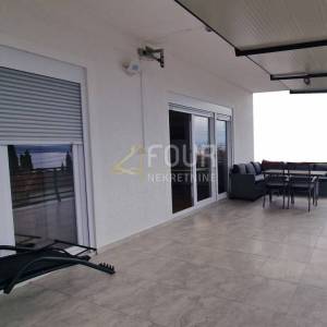 Dramalj, 87.88m2, 3skl, 2 terase, vrt