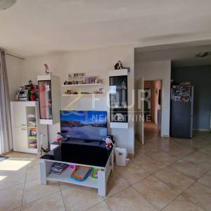 Dražice, 75.11m2, 2s+db, terasa, namješten stan!