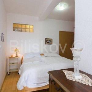 Dugi Rat, Jesenice, prodaja stan 80 m2 + terasa 24 m2