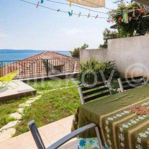 Dugi Rat, Jesenice, prodaja stan 80 m2 + terasa 24 m2