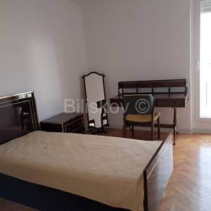 Dugoročan najam 3 sobe studenti Mertojak Split