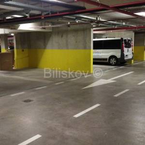 Duilovo Split parking 2 automobila najam