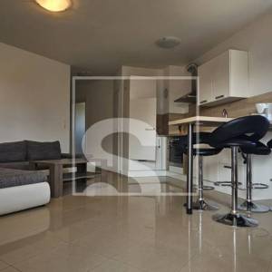 Dvosoban stan s galerijom