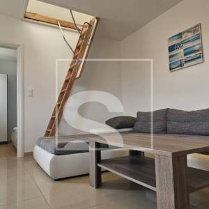 Dvosoban stan s galerijom