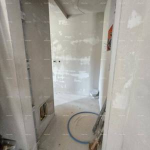 Dvosoban stan u prizemlju s vrtom