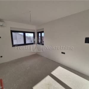  "EURO-HORTUS" S-4 _ 3SOBAN STAN 115m2 S KROVNOM TERASOM-PANORAMSKI POGLED, GPM 20m2