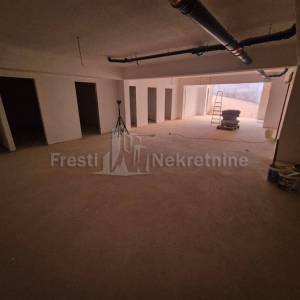  "EURO-HORTUS" S-4 _ 3SOBAN STAN 115m2 S KROVNOM TERASOM-PANORAMSKI POGLED, GPM 20m2