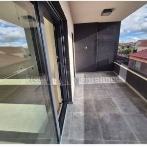  "EURO-HORTUS" S-4 _ 3SOBAN STAN 115m2 S KROVNOM TERASOM-PANORAMSKI POGLED, GPM 20m2