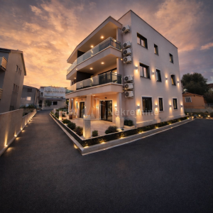  "EURO-HORTUS" S-4 _ 3SOBAN STAN 115m2 S KROVNOM TERASOM-PANORAMSKI POGLED, GPM 20m2