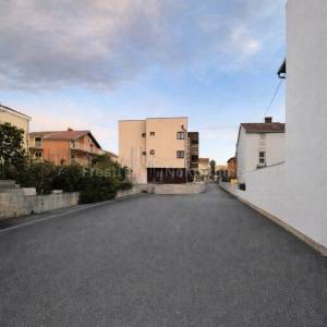 EURO -HORTUS, "S-7"- PENTHOUSE 100m2, PANORAMSKI POGL. - GPM 20 m2 - 2 WC/KUPAONA