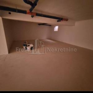 EURO -HORTUS, "S-7"- PENTHOUSE 100m2, PANORAMSKI POGL. - GPM 20 m2 - 2 WC/KUPAONA