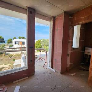 Fažana! Dvojna kuća s garažom u neposrednoj blizini mora i plaža!