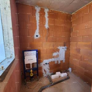 Fažana! Dvojna kuća s garažom u neposrednoj blizini mora i plaža!