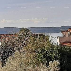 Fažana! Kuća s bazenom! Fantastićna lokacija.