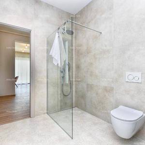 Fažana- Peroj- Prekrasna Vila sa bazenom s pogledom na more u blizini plaže