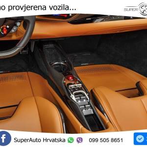 Ferrari 296 GTS 3.0 V6 PHEV Aut. 830 KS, LED+KAM+HEAD+VIRT