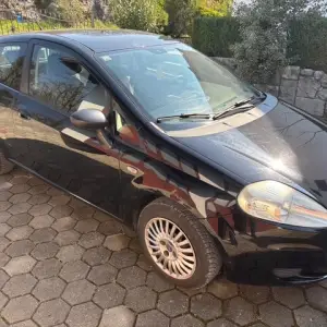 Fiat Grande Punto 1,4 57 kW 2006.god reg.do 31/7/26 203000 km,klima