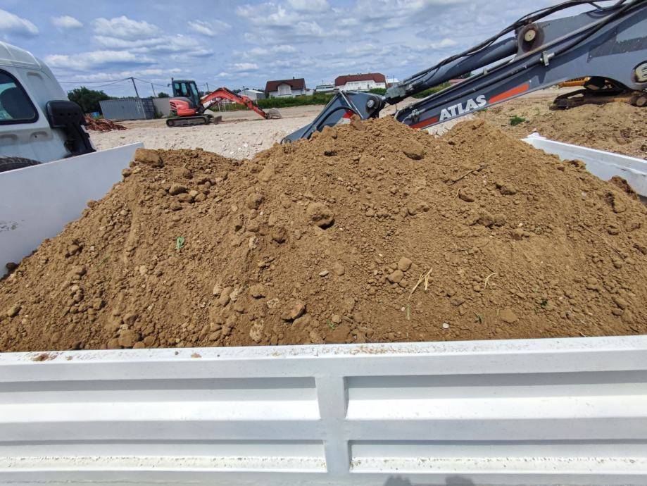 FINA ZEMLJA VRTNA(ZAPRESIC-ZG-SAMOBOR-ZABOK-V.G)ZA TRAVU/VIS. GREDICE!