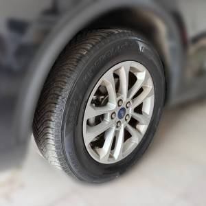 Ford Kuga TITANIUM 1.5 Ecoboost 5V - 3 godine jamstva