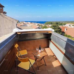 Funtana, Prodaje se  kamena kuća s pogledom na more