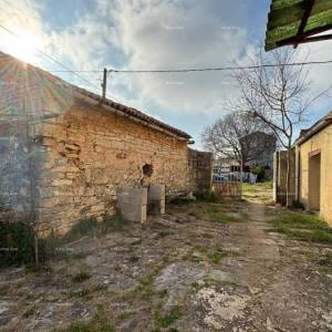 Galižana – kuća s više objekata i velikim potencijalom za obnovu