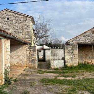 Galižana – kuća s više objekata i velikim potencijalom za obnovu